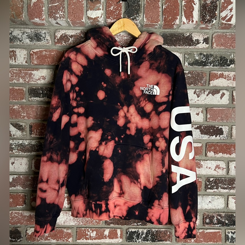 The North Face USA Bleach Spiral Tiedye  Sweatshirt hoodie